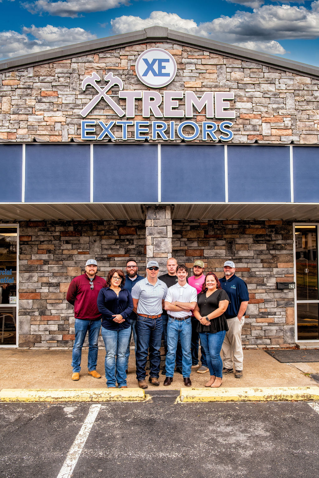 Portrait Group Photo of the Goodlettsville, TN Xtreme Exteriors Team