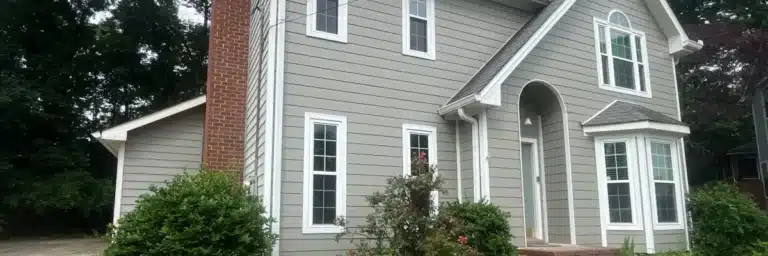 Beautiful home with newly maintained siding in Nixa, MO – Xtreme Exteriors specializing in siding maintenance Nixa.